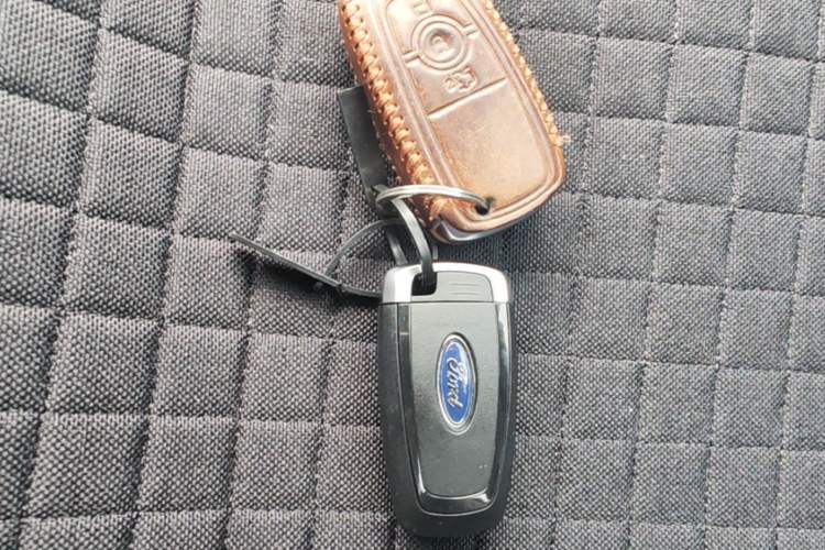 Used Ford Mondeo 2018 EcoBoost 200 Smart Control Fashion Model China VI Standard Vehicle Key