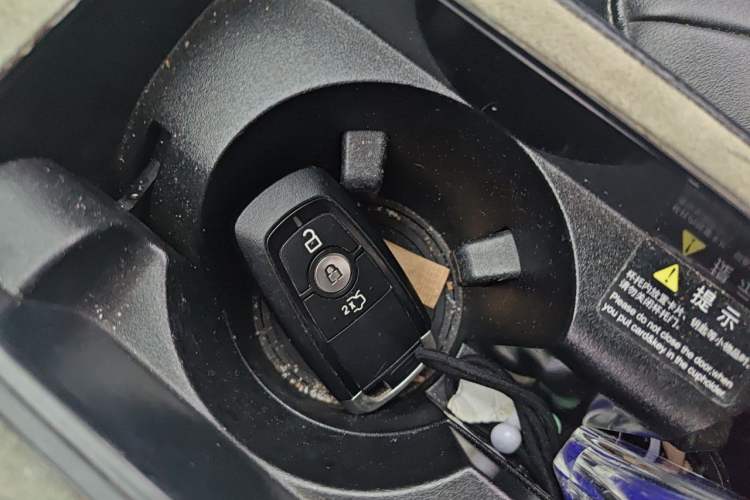 Used Ford Mondeo 2018 EcoBoost 200 Stylish Model Vehicle Key