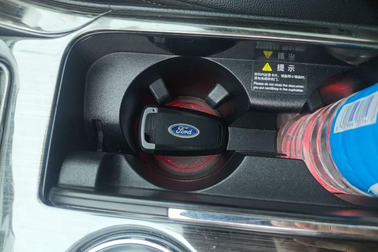 Used Ford Mondeo 2018 EcoBoost 180 SmartControl Luxury Model China V Standard Vehicle Key