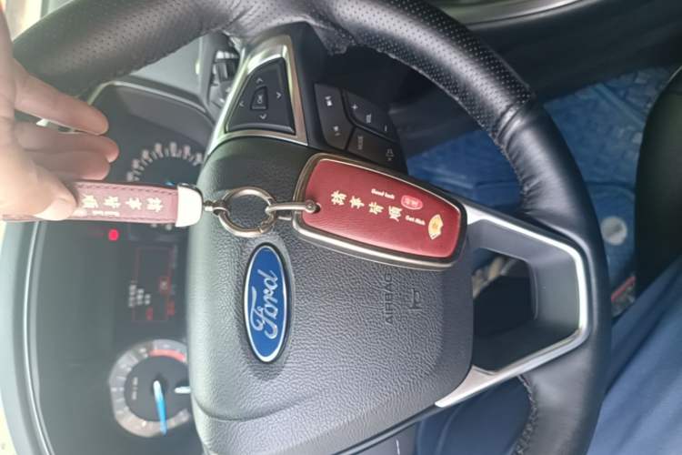 Used Ford Mondeo 2018 EcoBoost 180 Smart Control Fashion Model China VI Standard Vehicle Key