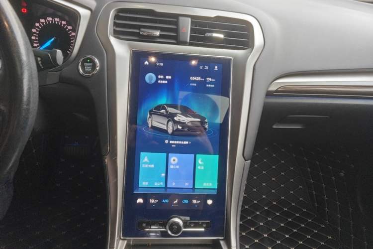 Used Ford Mondeo 2020 EcoBoost 180 Stylish Model Audio And AC Panel