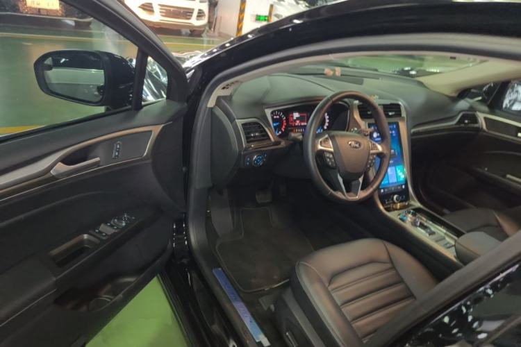 Used Ford Mondeo 2020 EcoBoost 180 Stylish Model Driver Seat