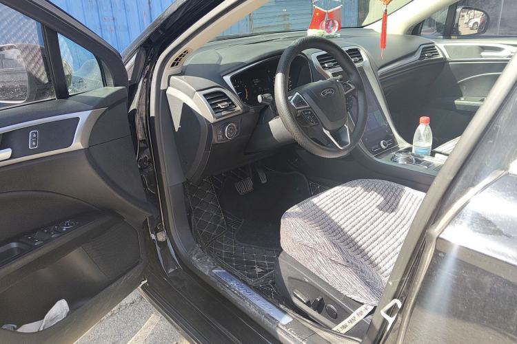 Used Ford Mondeo 2020 EcoBoost 180 Stylish Model Driver Seat