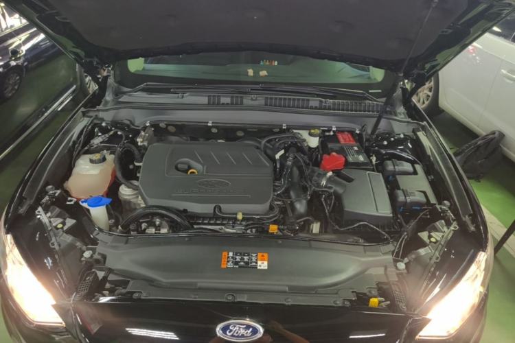 Used Ford Mondeo 2020 EcoBoost 180 Stylish Model Engine Bay