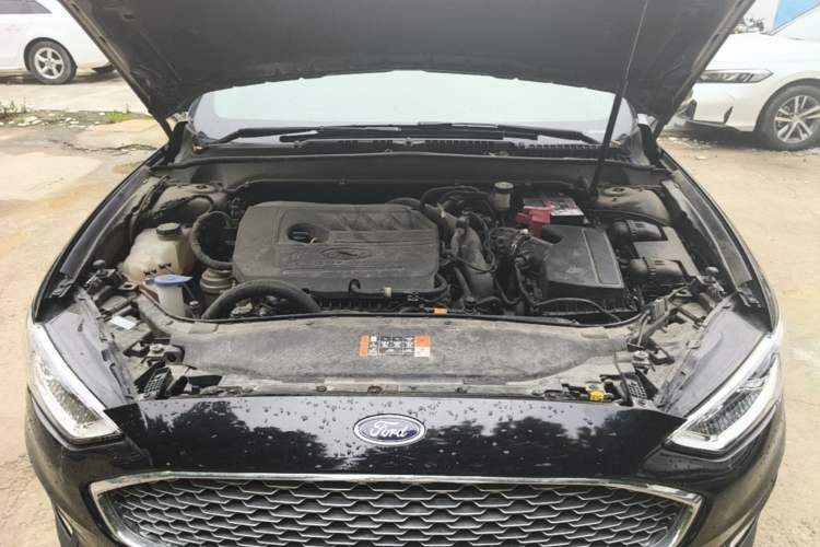 Used Ford Mondeo 2020 EcoBoost 180 Stylish Model Engine Bay