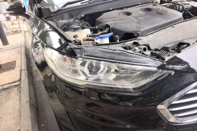 Used Ford Mondeo 2020 EcoBoost 200 Stylish Model Engine Bay Right