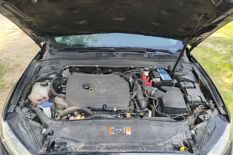 Used Ford Mondeo 2020 EcoBoost 180 Stylish Model Engine Bay