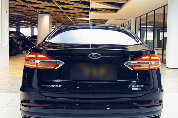 Used Ford Mondeo 2020 EcoBoost 180 Stylish Model Exterior 11