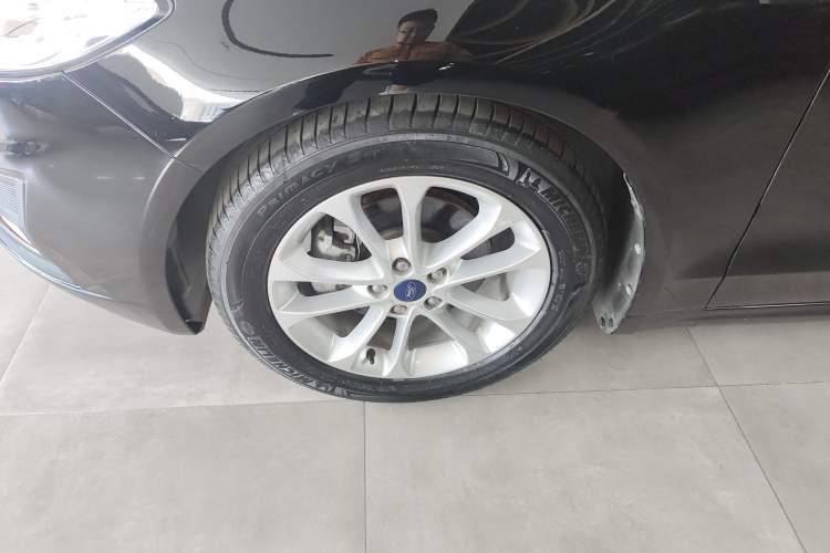 Used Ford Mondeo 2020 EcoBoost 180 Stylish Model Exterior 3