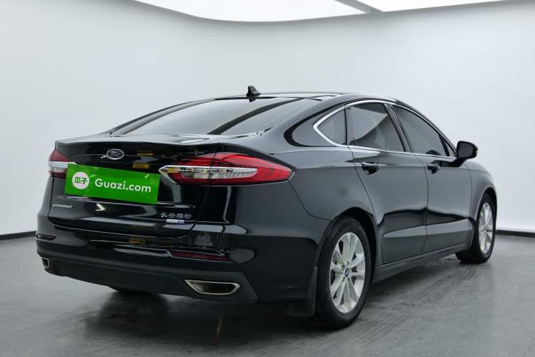 Used Ford Mondeo 2020 EcoBoost 180 Stylish Model Exterior 3