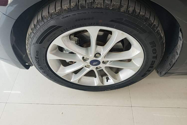 Used Ford Mondeo 2020 EcoBoost 200 Stylish Model Exterior 4