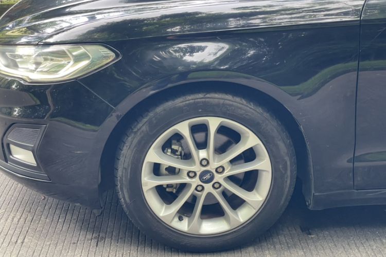 Used Ford Mondeo 2020 EcoBoost 180 Stylish Model Exterior 8