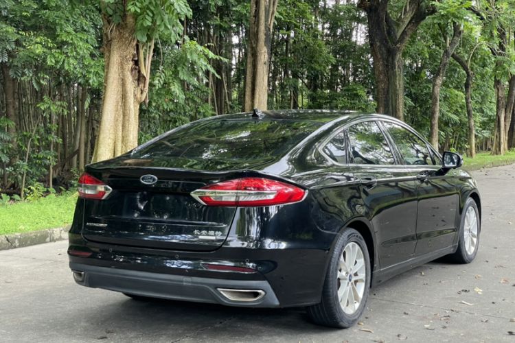 Used Ford Mondeo 2020 EcoBoost 180 Stylish Model Exterior 9