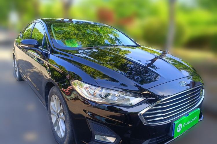 Used Ford Mondeo 2020 EcoBoost 180 Stylish Model Front Right 45 Deg