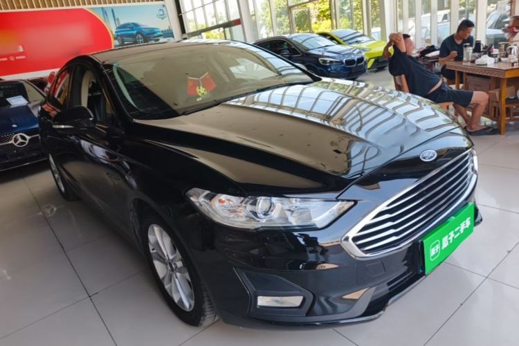 Used Ford Mondeo 2020 EcoBoost 180 Stylish Model Front Right 45 Deg