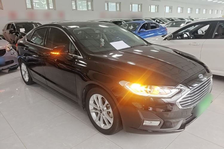 Used Ford Mondeo 2020 EcoBoost 180 Stylish Model Front Right 45 Deg