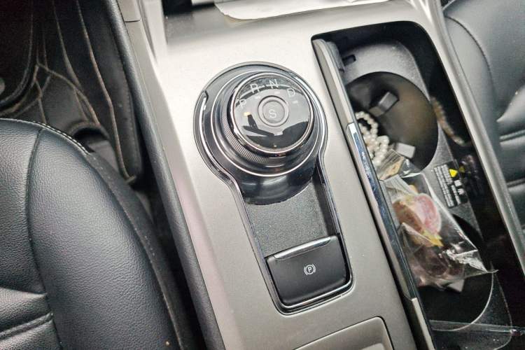 Used Ford Mondeo 2020 EcoBoost 180 Stylish Model Gear Lever