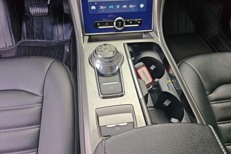 Used Ford Mondeo 2020 EcoBoost 180 Stylish Model Gear Lever