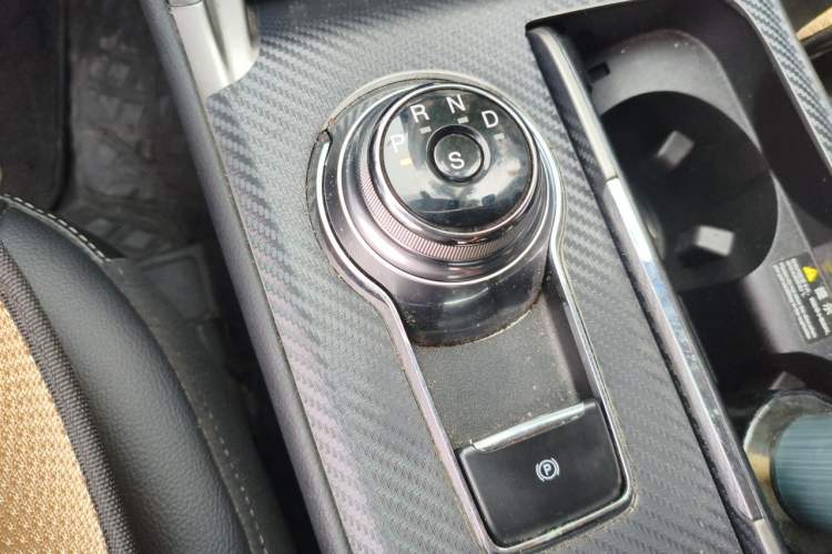Used Ford Mondeo 2020 EcoBoost 180 Stylish Model Gear Lever