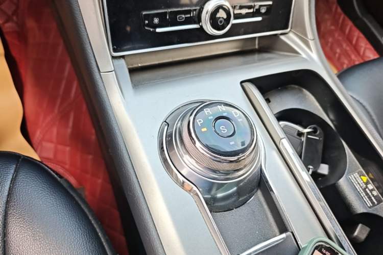 Used Ford Mondeo 2020 EcoBoost 180 Stylish Model Gear Lever