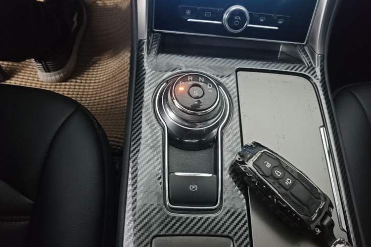 Used Ford Mondeo 2020 EcoBoost 180 Stylish Model Gear Lever
