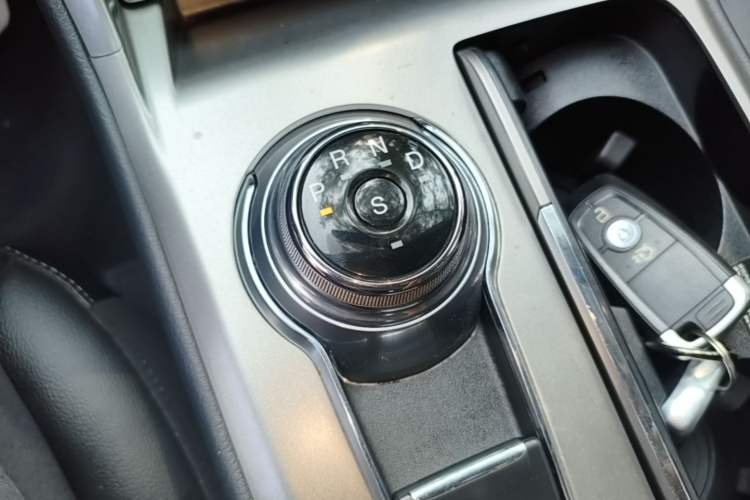 Used Ford Mondeo 2020 EcoBoost 180 Stylish Model Gear Lever