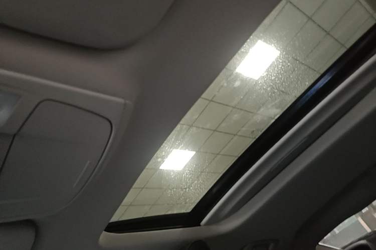 Used Ford Mondeo 2020 EcoBoost 180 Stylish Model Headliner