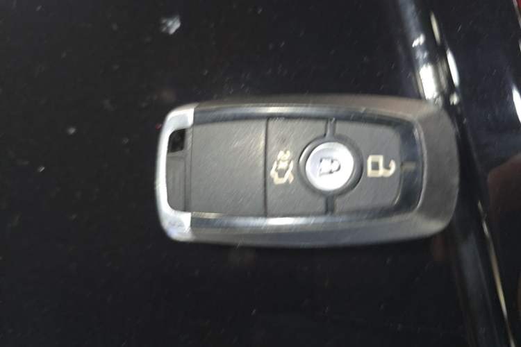 Used Ford Mondeo 2020 EcoBoost 180 Stylish Model Interior 1