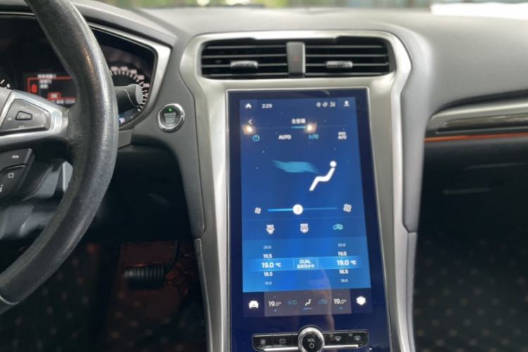 Used Ford Mondeo 2020 EcoBoost 180 Stylish Model Interior 12