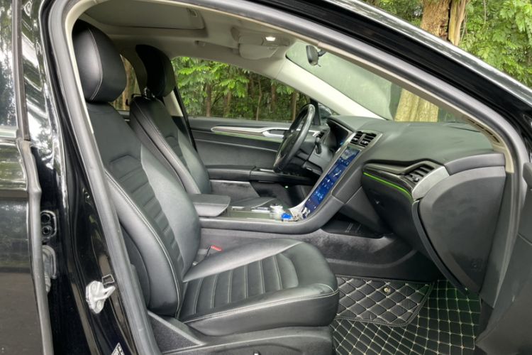 Used Ford Mondeo 2020 EcoBoost 180 Stylish Model Interior 2