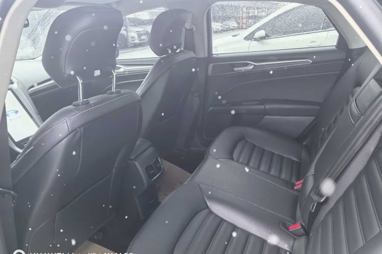 Used Ford Mondeo 2020 EcoBoost 180 Stylish Model Interior 3