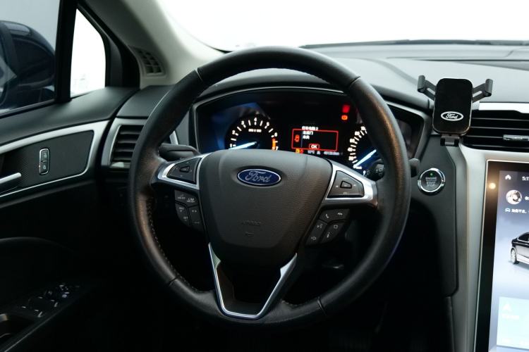 Used Ford Mondeo 2020 EcoBoost 180 Stylish Model Interior 6