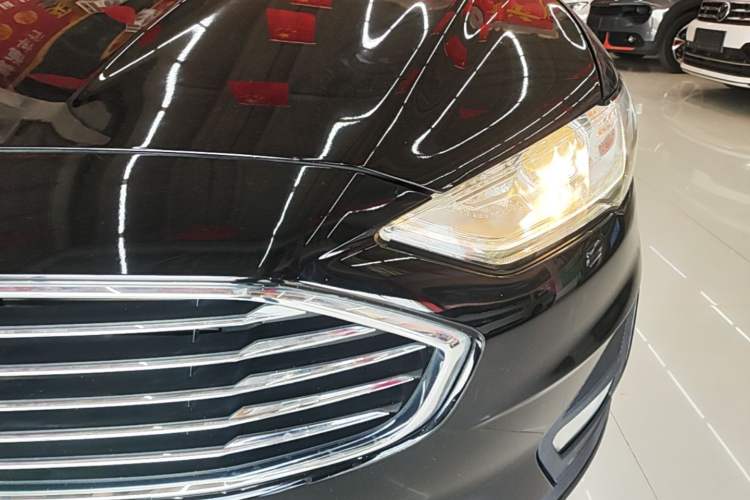 Used Ford Mondeo 2020 EcoBoost 200 Stylish Model Left Front Headlight