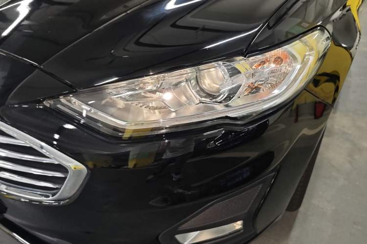Used Ford Mondeo 2020 EcoBoost 180 Stylish Model Left Front Headlight