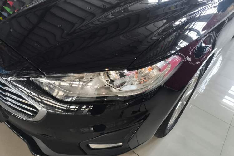 Used Ford Mondeo 2020 EcoBoost 180 Stylish Model Left Front Headlight