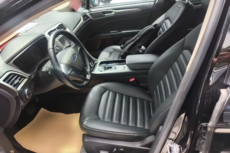 Used Ford Mondeo 2020 EcoBoost 180 Stylish Model Left Front Seat