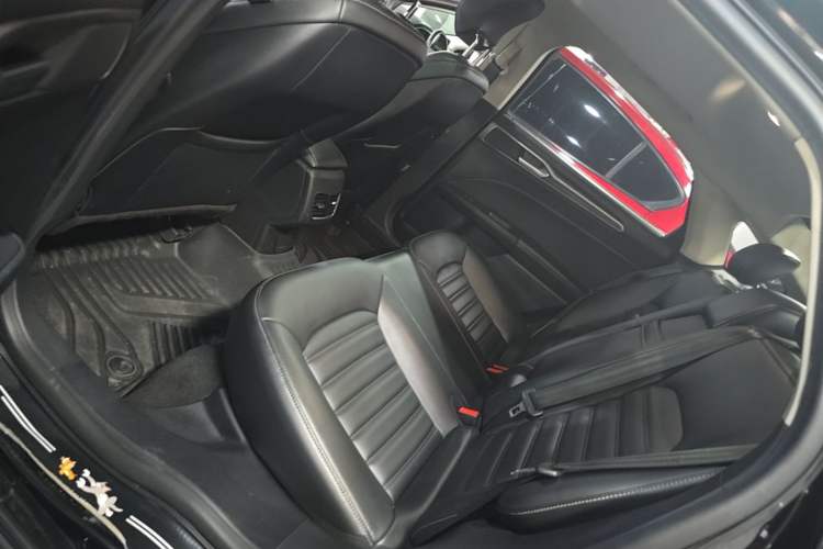 Used Ford Mondeo 2020 EcoBoost 180 Stylish Model Left Rear Seat