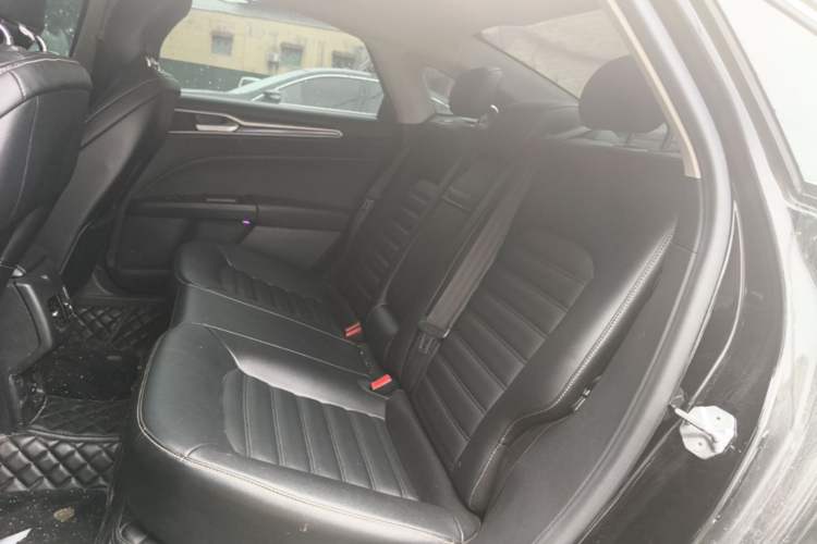 Used Ford Mondeo 2020 EcoBoost 180 Stylish Model Left Rear Seat