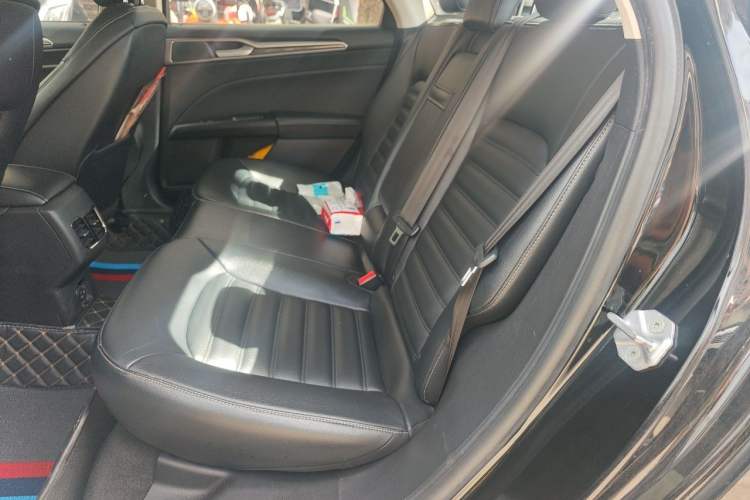 Used Ford Mondeo 2020 EcoBoost 200 Stylish Model Left Rear Seat