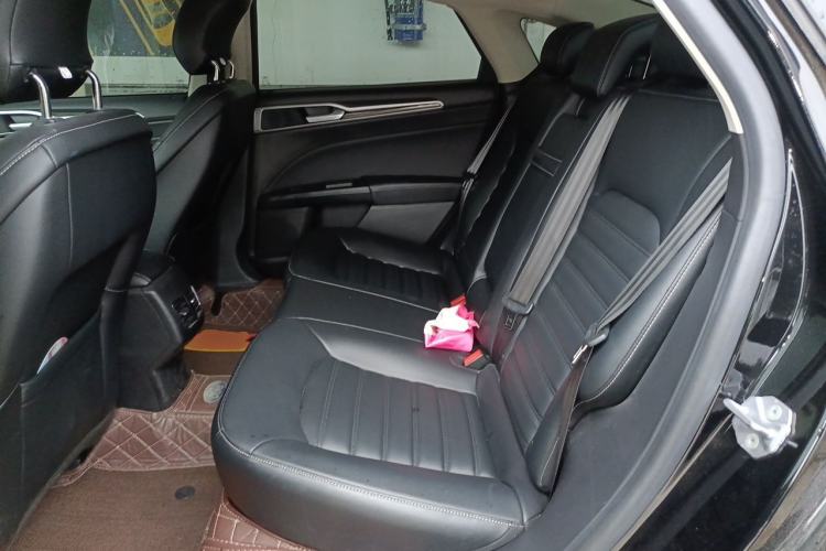 Used Ford Mondeo 2020 EcoBoost 180 Stylish Model Left Rear Seat
