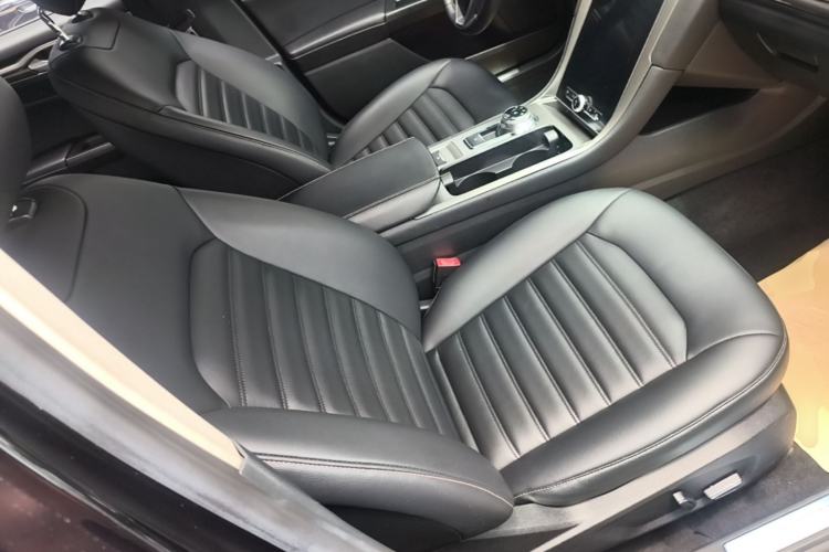 Used Ford Mondeo 2020 EcoBoost 180 Stylish Model Right Front Seat
