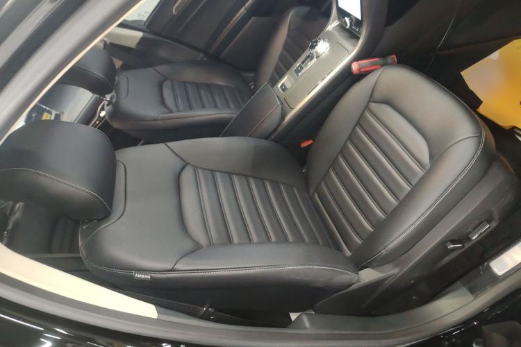 Used Ford Mondeo 2020 EcoBoost 180 Stylish Model Right Front Seat