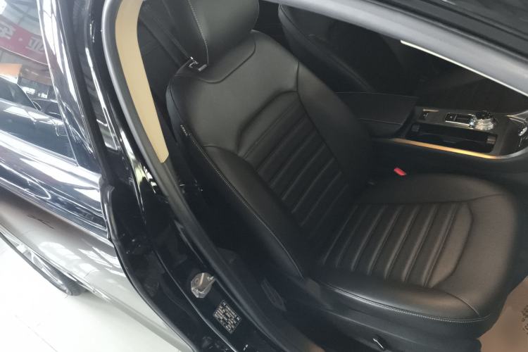 Used Ford Mondeo 2020 EcoBoost 180 Stylish Model Right Front Seat