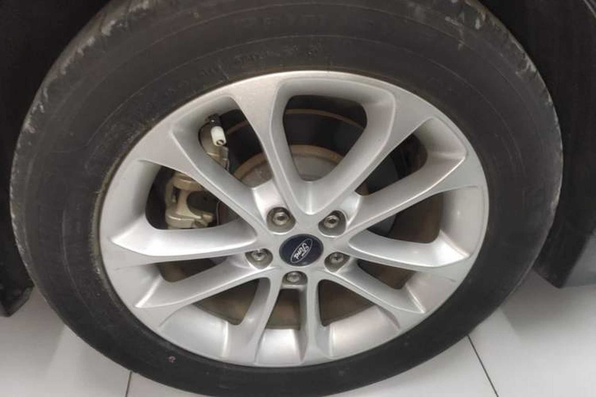 Used Ford Mondeo 2020 EcoBoost 180 Stylish Model Right Rear Wheel Hub