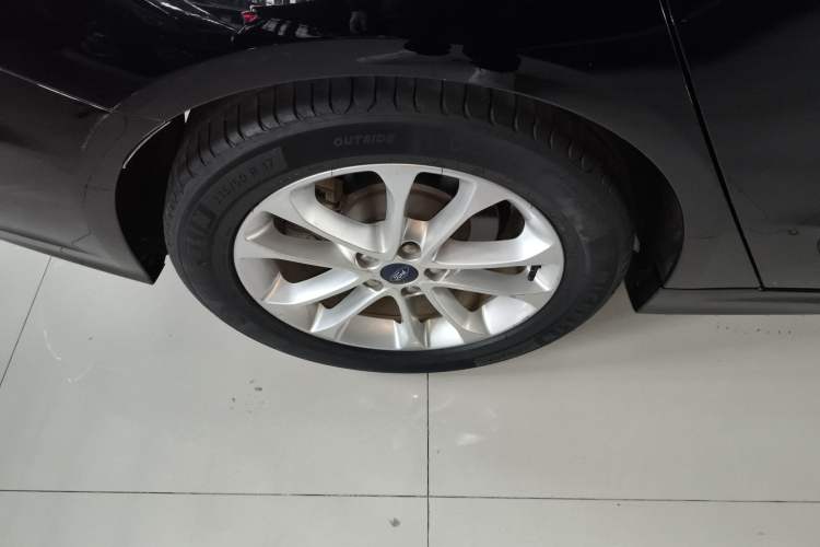 Used Ford Mondeo 2020 EcoBoost 180 Stylish Model Right Rear Wheel Hub