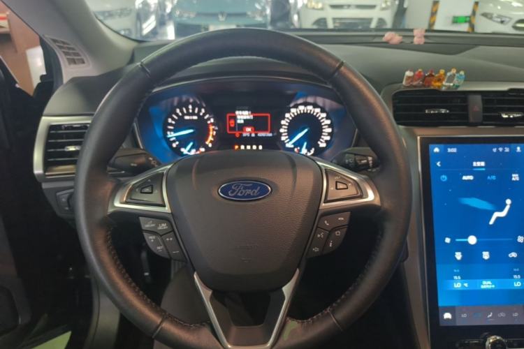 Used Ford Mondeo 2020 EcoBoost 180 Stylish Model Steering Wheel
