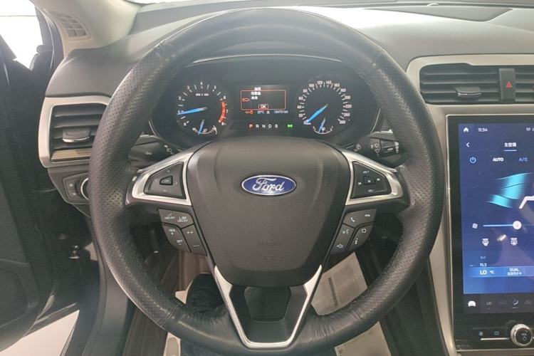 Used Ford Mondeo 2020 EcoBoost 200 Stylish Model Steering Wheel