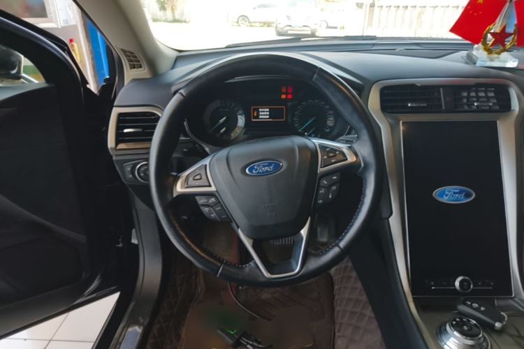 Used Ford Mondeo 2020 EcoBoost 180 Stylish Model Steering Wheel