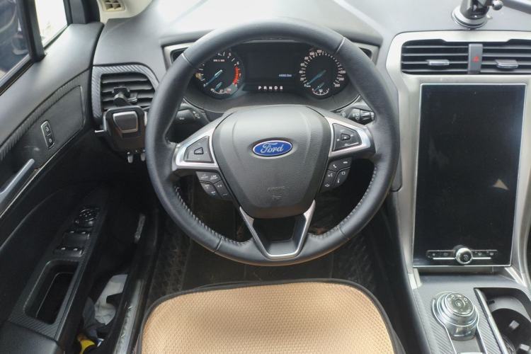 Used Ford Mondeo 2020 EcoBoost 180 Stylish Model Steering Wheel