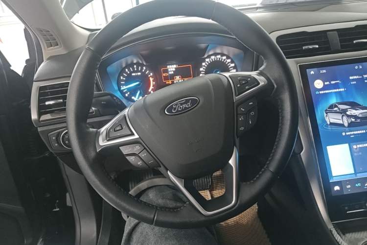 Used Ford Mondeo 2020 EcoBoost 180 Stylish Model Steering Wheel